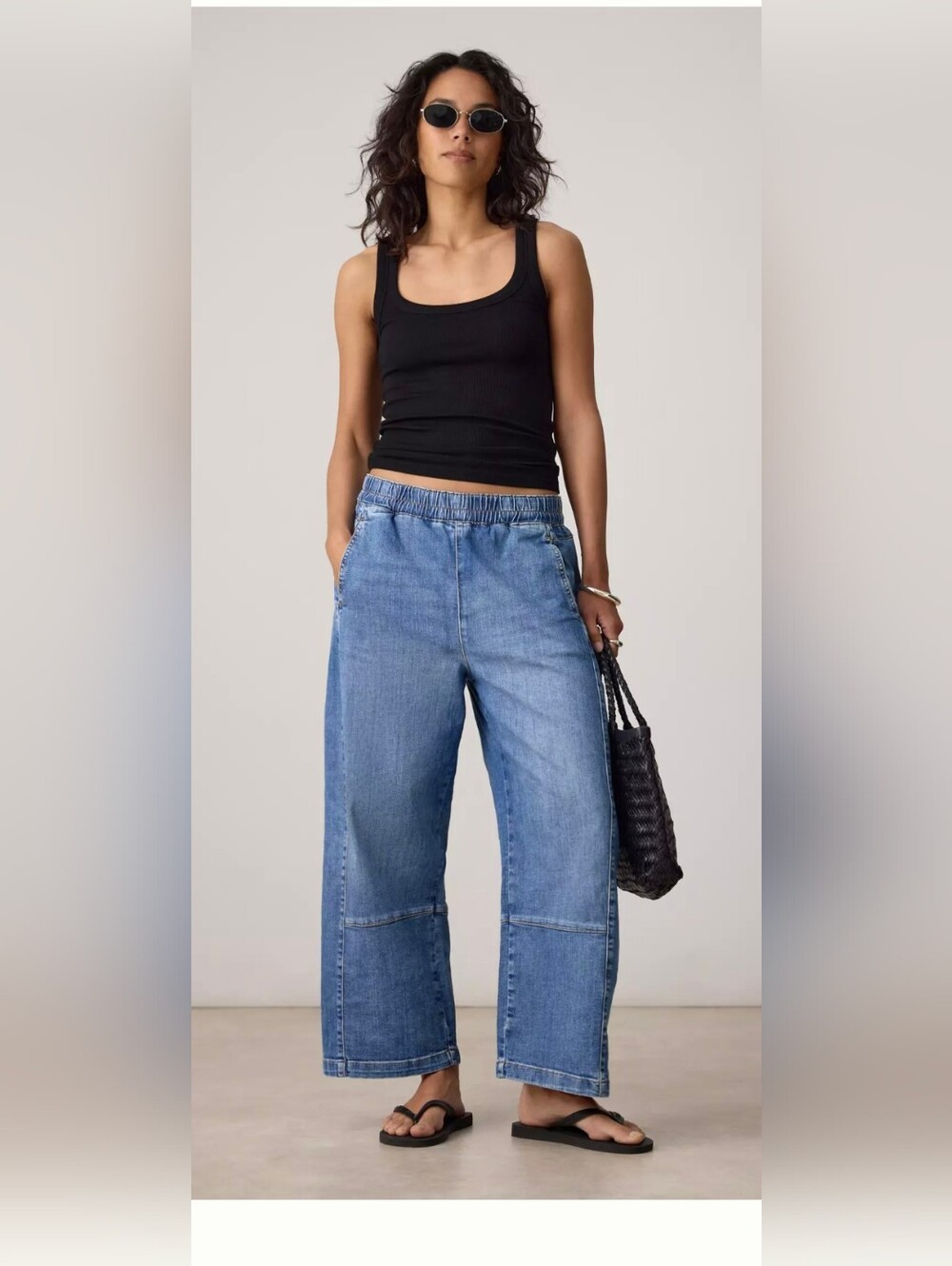 Pilcro Izzie Relaxed Pull on Barrel Jeans Size Medium
